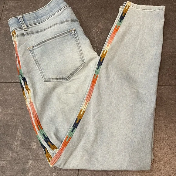 Knox Rose Size 12 embroidered jeans - Picture 1 of 8
